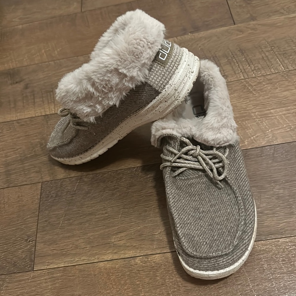 Hey Dudes Britt shoe in color Nut